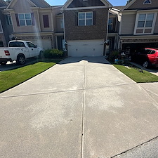 Driveway-Cleaning-in-Buford-GA 1